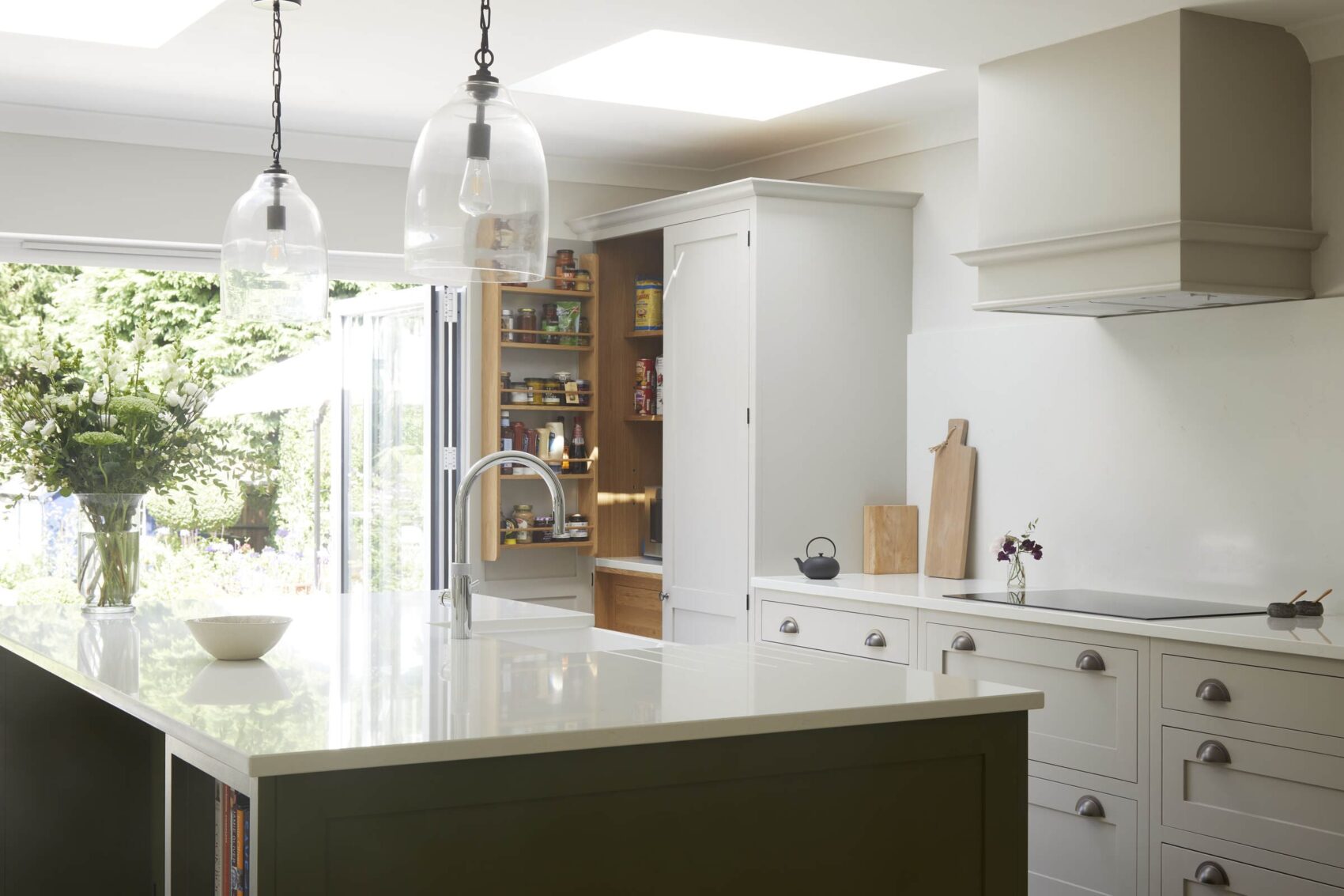 shaker style kitchens in Bourton-on-the-Water